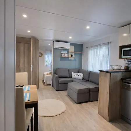Kemp Charmants Mobilhomes Entre Lac&ocean Et Proche De La Velodyssee Sainte-Eulalie-en-Born